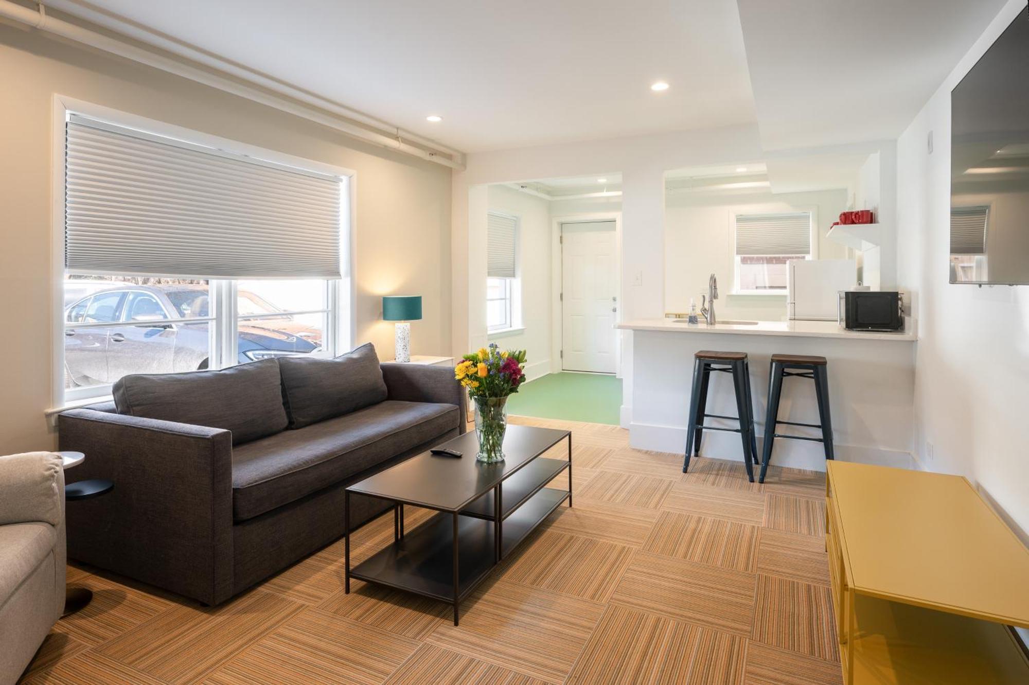 Little Mod Hotel At The University Charlottesville Buitenkant foto