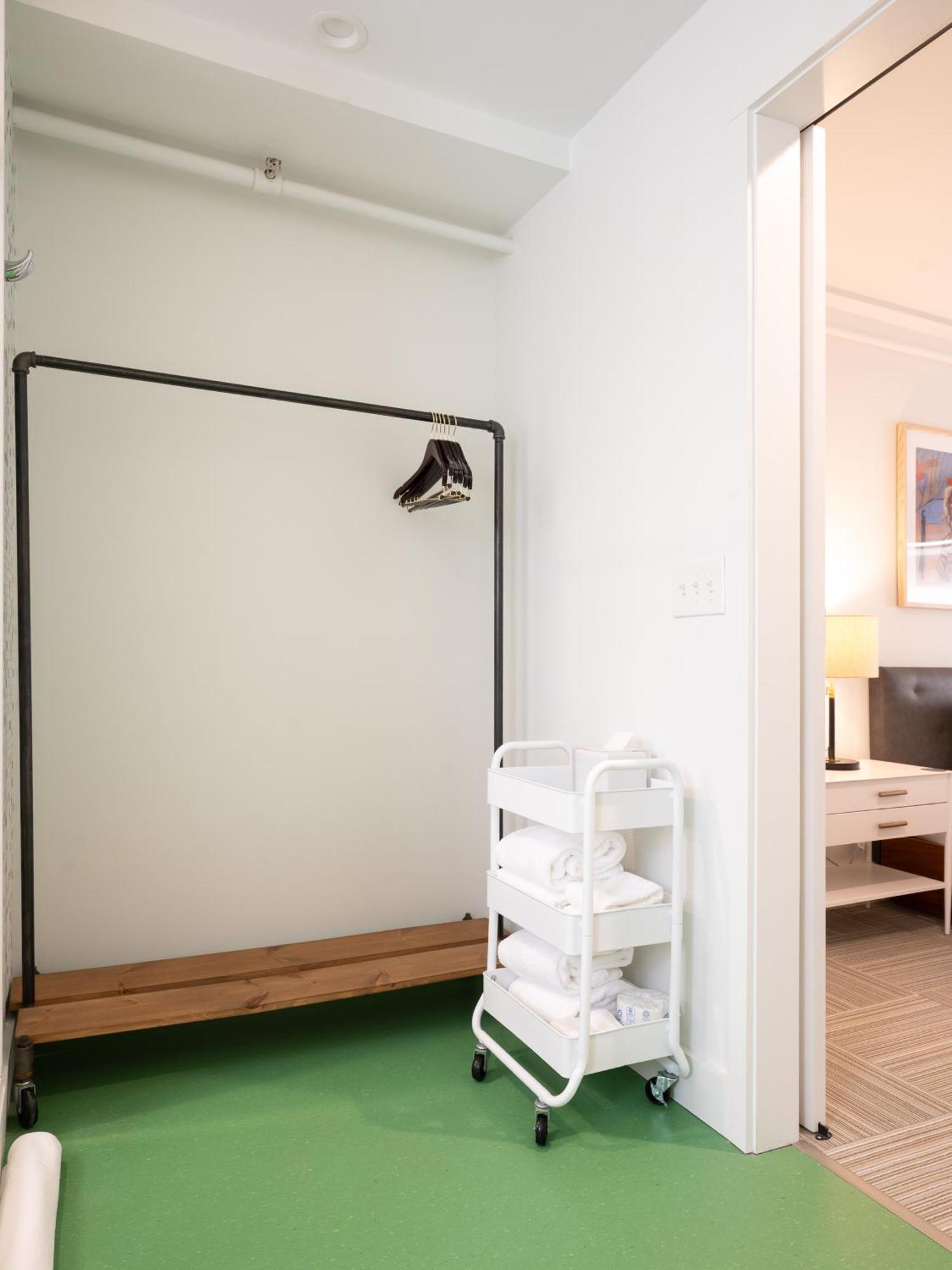 Little Mod Hotel At The University Charlottesville Buitenkant foto